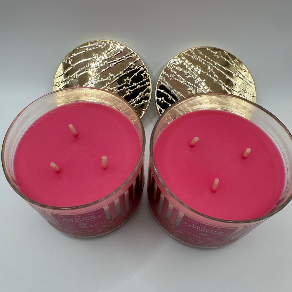 Bath & Body Works Twisted Peppermint Candle Duo - Hot Pink & Gold - Picture 3 of 5